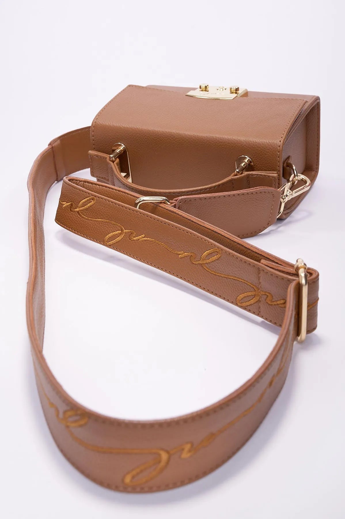 Cartera Arizona Miel Reata Bordada