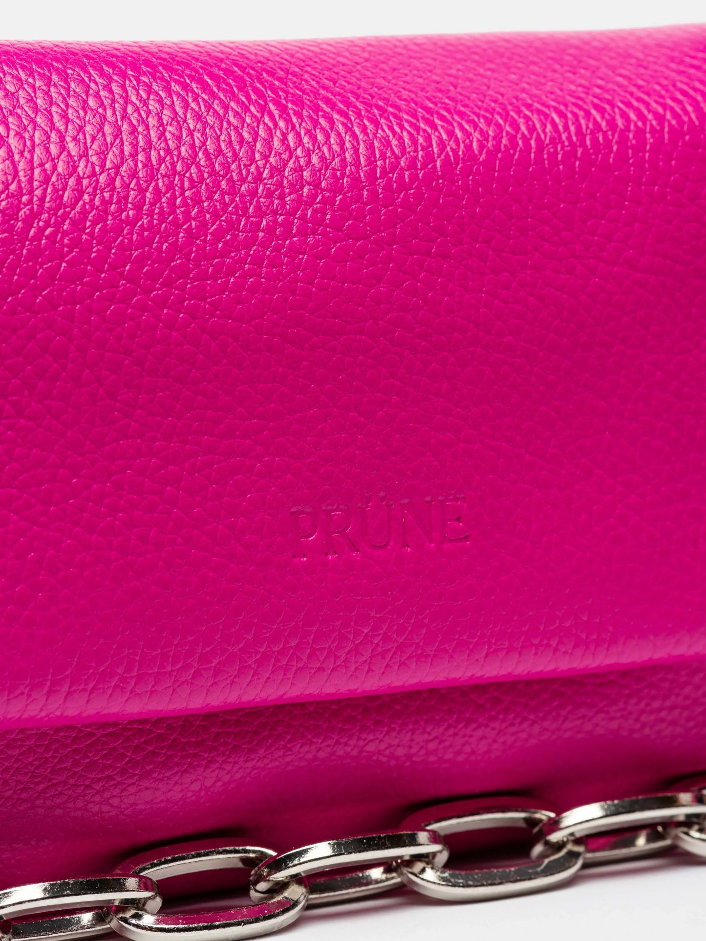 CARTERA BLOOM CUERO FUCSIA