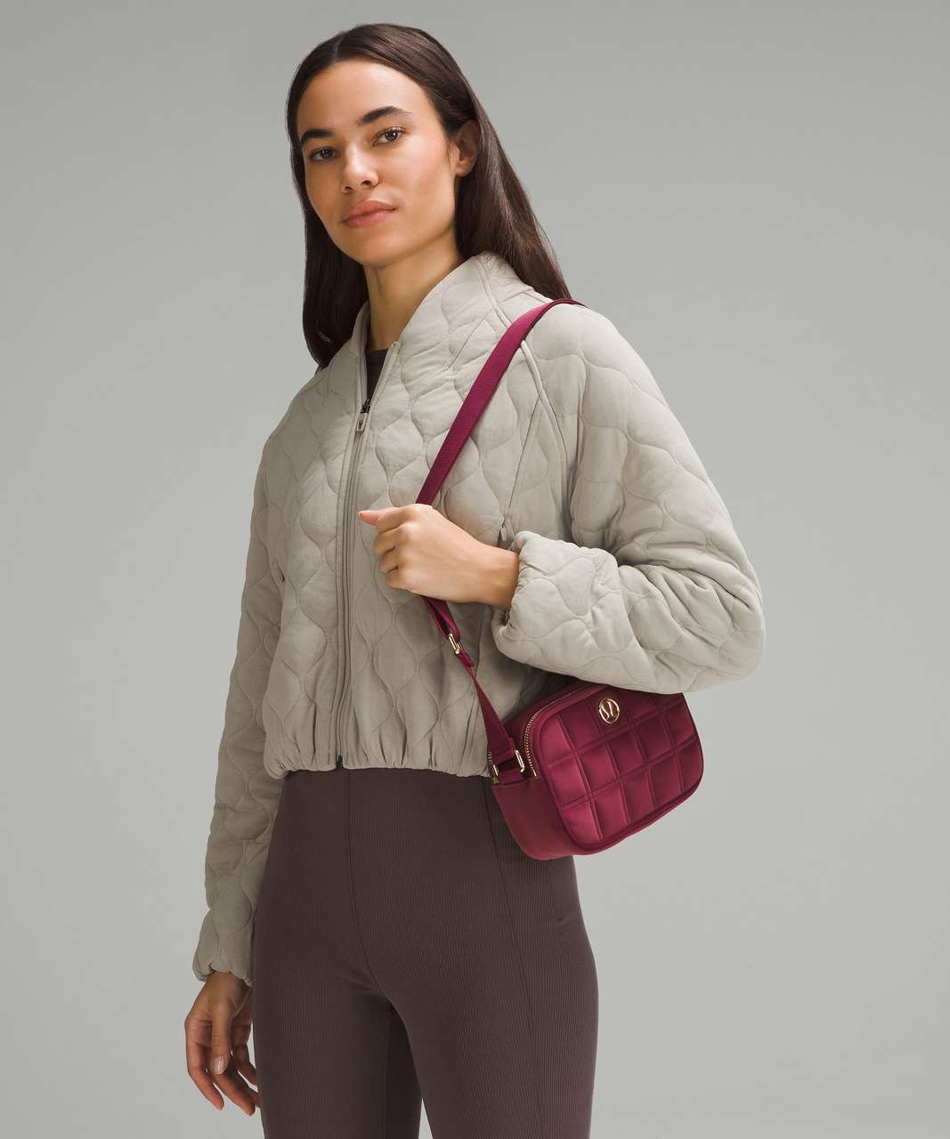 Crossbody Camera Bag 2L *Quilted Velour Vino