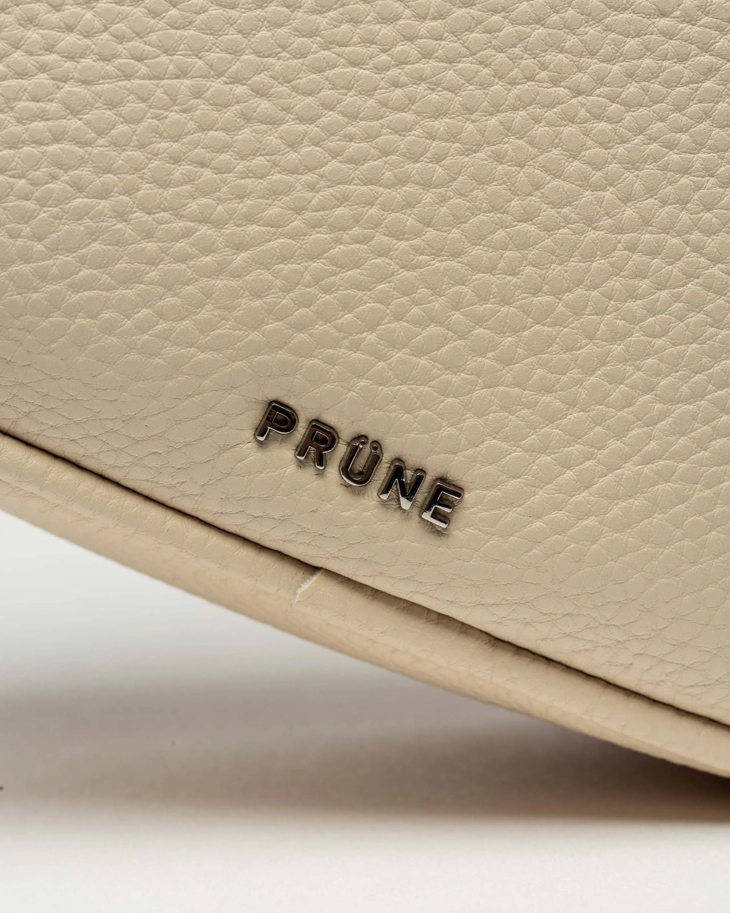 MINI BAG ADISA EFECTO CUERO NATURAL