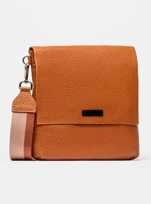 MANOS LIBRES OLIVIA EN CUERO CUOIO