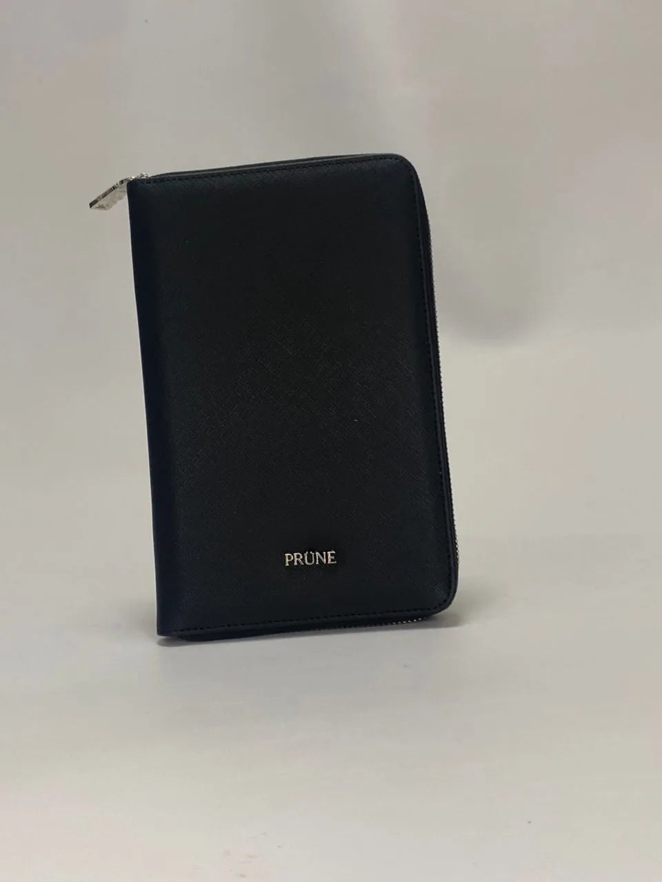 PORTA PASAPORTE TRAVEL NEGRO