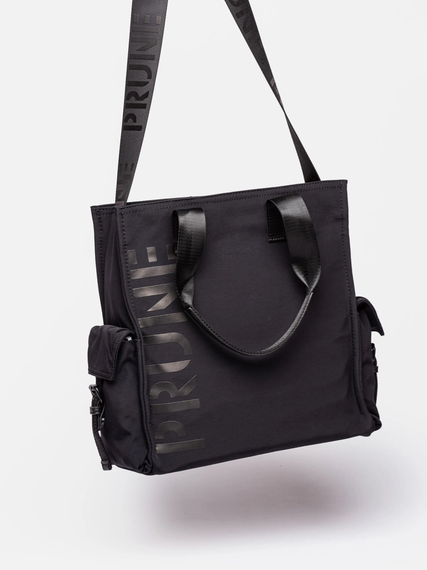 CARTERA AL HOMBRO LIGHT NEGRO