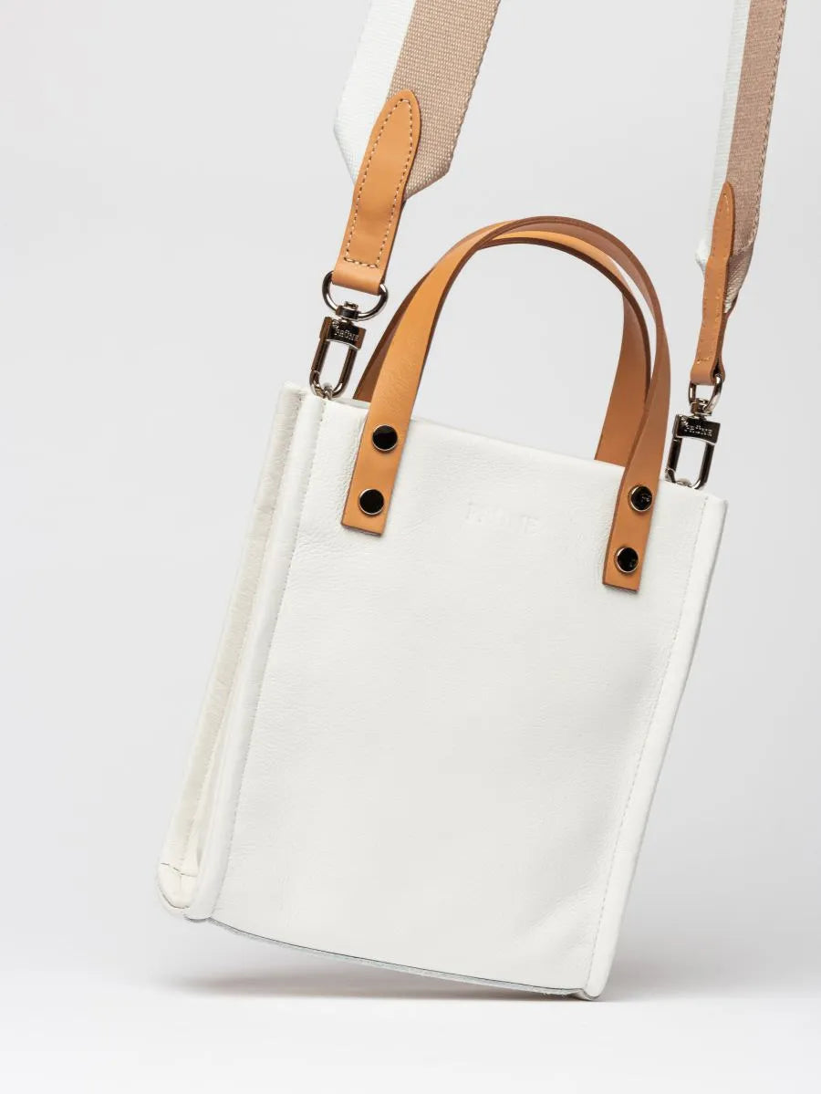 CARTERA DE MANO CERDEÑA BLANCO