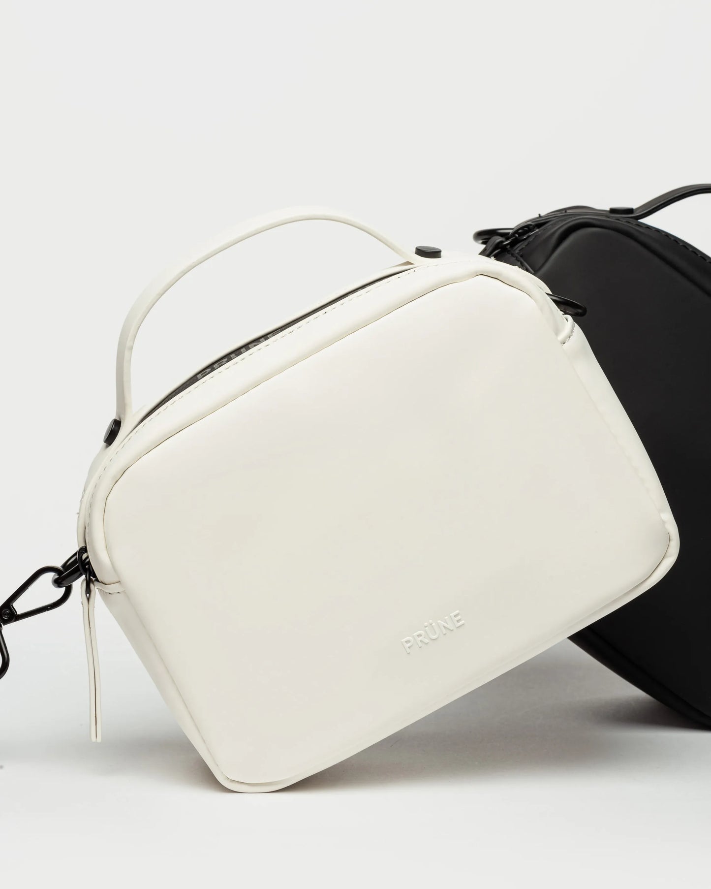 MINI BAG RUBBER EFECTO CUERO BLANCO