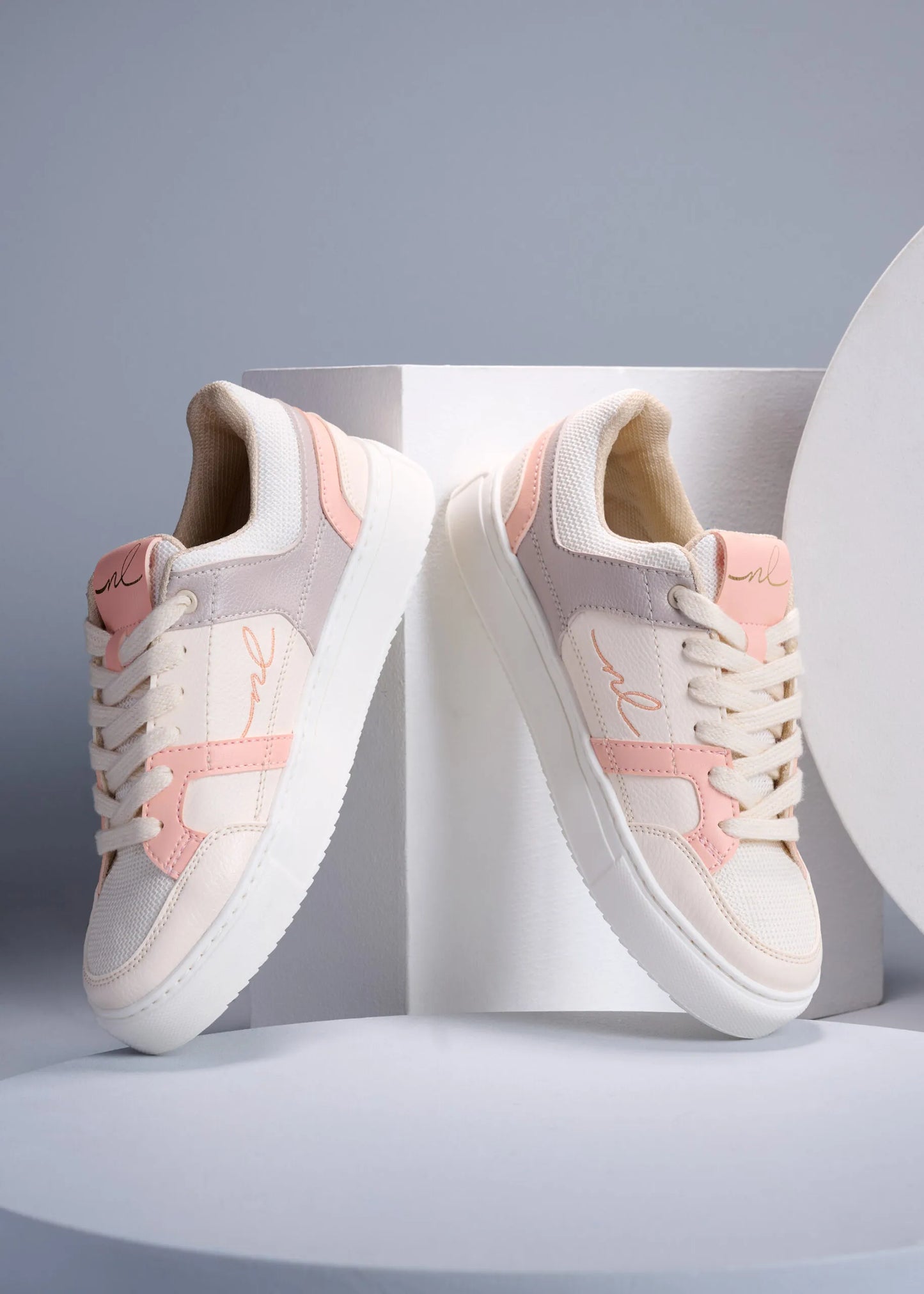 Tenis Santana Peach Fuzz T40